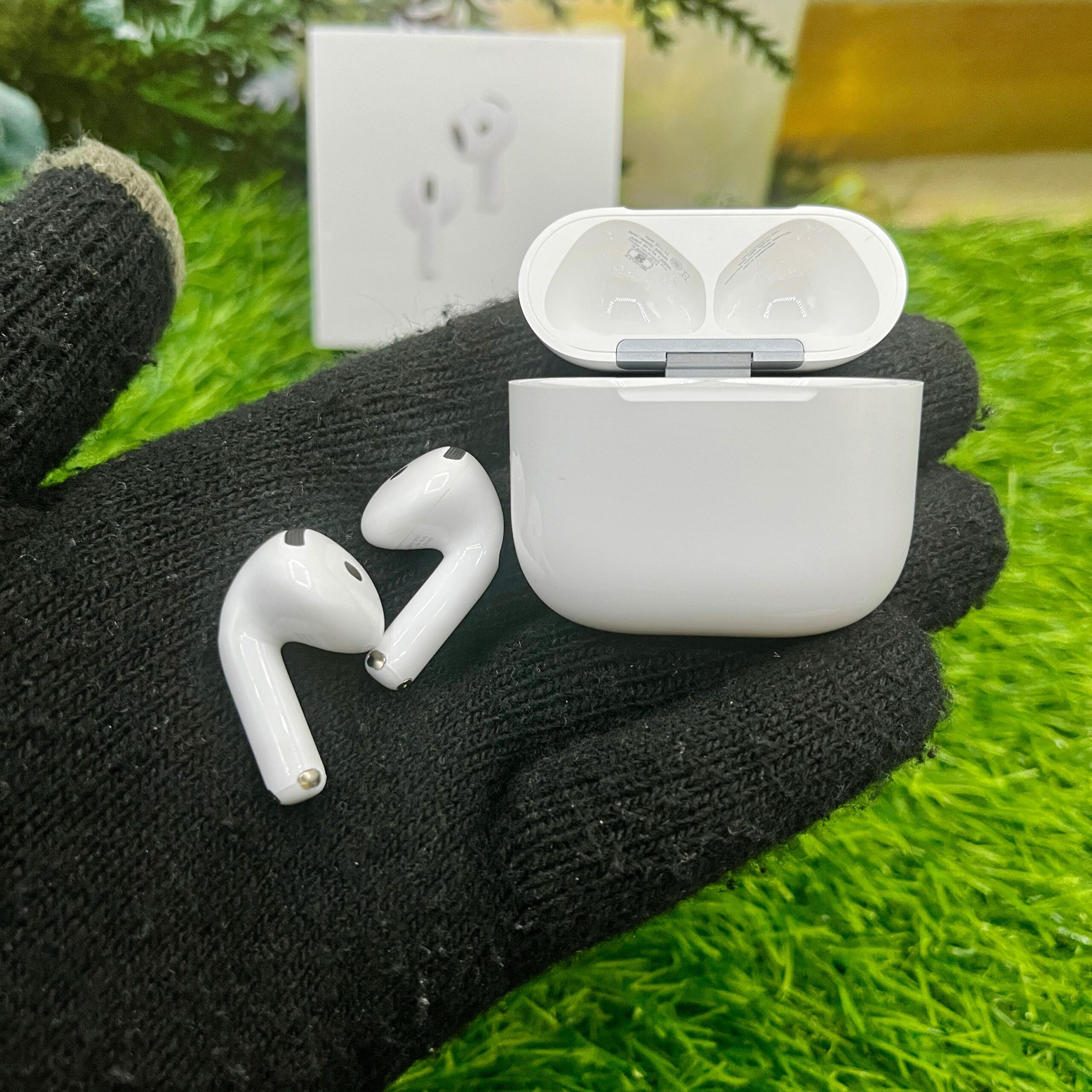 Airpods 4th gen