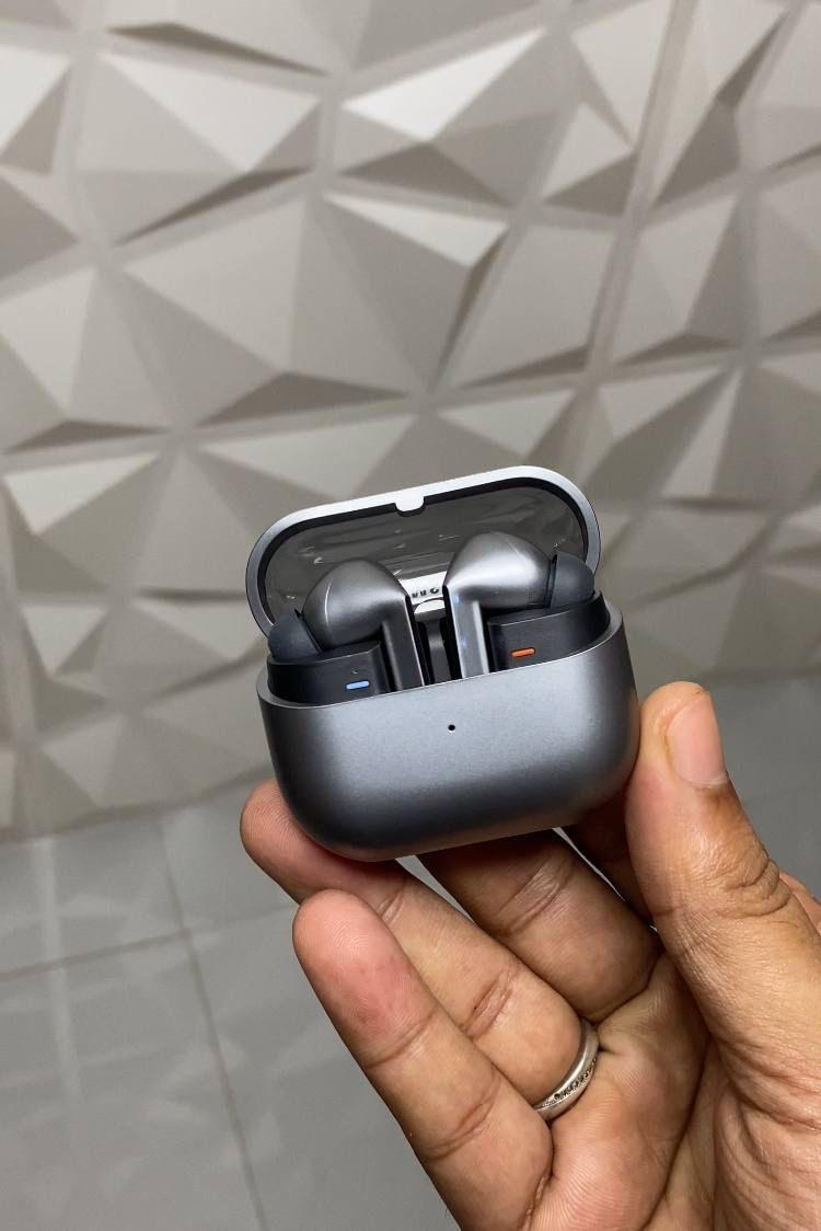 Samsung Buds 3 pro og - clone - Image 3